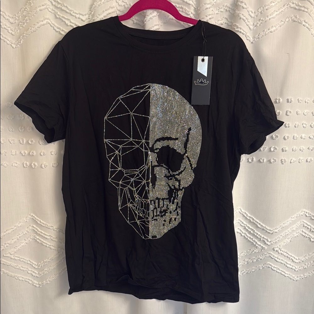 NWT Heads or Tails Black Graphic Skull T-Shirt - XL Unisex